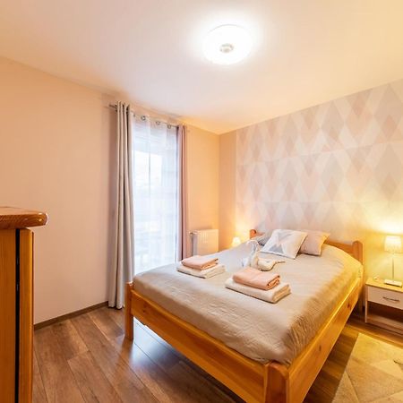 Center Budget Apartment Inside Free Parking Self Check-In Free Streaming Ac Balcony บูดาเปสต์ ภายนอก รูปภาพ